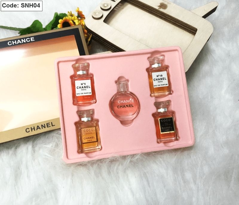 Mẫu thử Vial nước hoa Chanel Chance Eau Tendre Eau de Parfum 15ml #33 Mẫu thử Vial nước hoa Chanel Chance Eau Tendre Eau de Parfum 15ml